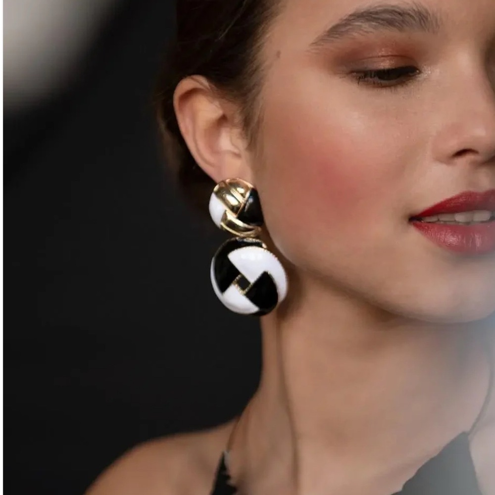 Elegant Black and White Earrings